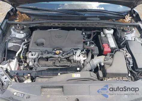 2020 Toyota Camry Le z USA, uszkodzony, nr VIN 4T1C11AK7LU339279